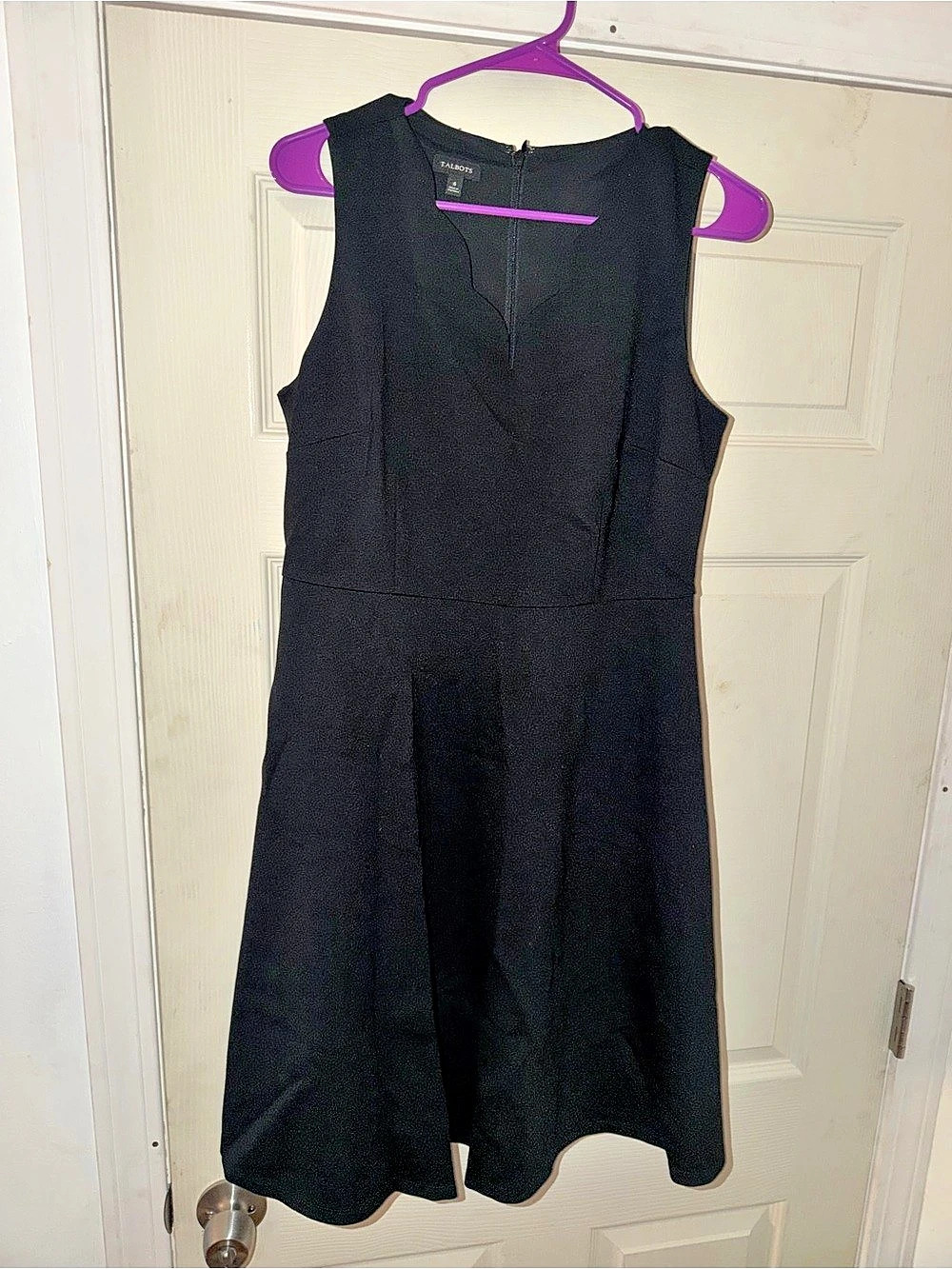 Talbots Scallop V-Neck Sheath Dress Black Midi Size 6